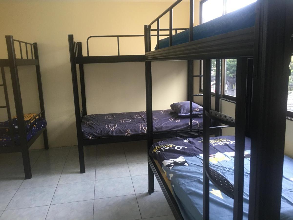 Hostel Gung Domitory Pattaya Exteriér fotografie